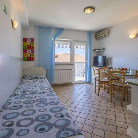 One-bedroom In Crikvenica Xi Apartment Dramalj