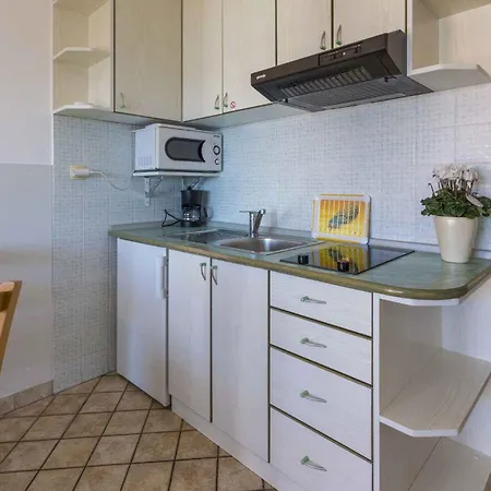 Apartment One-bedroom In Crikvenica Xi